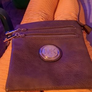 Michael kors shoulder purse